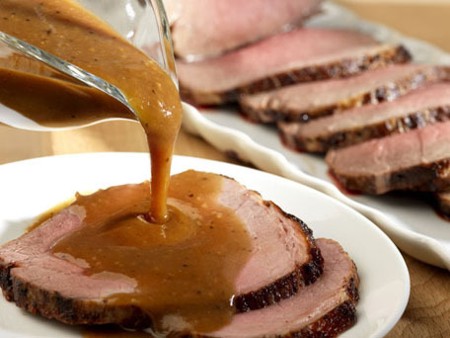 Roast Beef Gravy - © http://www.huffingtonpost.com