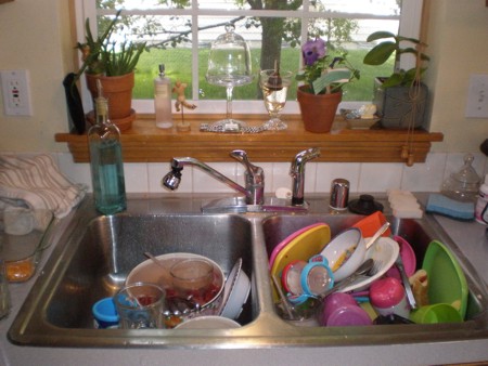 Classic Dirty Sink - © Tracy Mullett @ dandelionmama.com