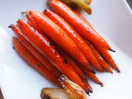 Glazed Baby Carrots © michellestinykitchen.blogspot.ca