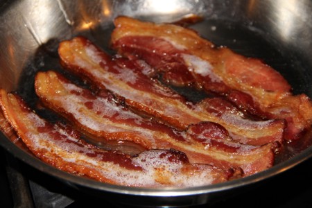 Bacon in the Pan - © kathskitchensync.wordpress.com