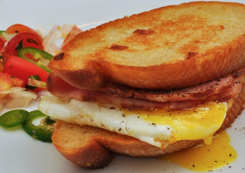 Customized, Optimized Breakfast Sandwich - © Wikipedia Commons