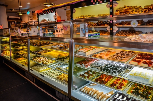 Typical Pastry Counter - Key - © albanykid.com