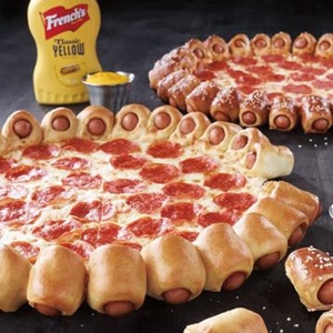 New Pizza Hut Dog-Crust Pie - Key - © 2015 Pizza Hut