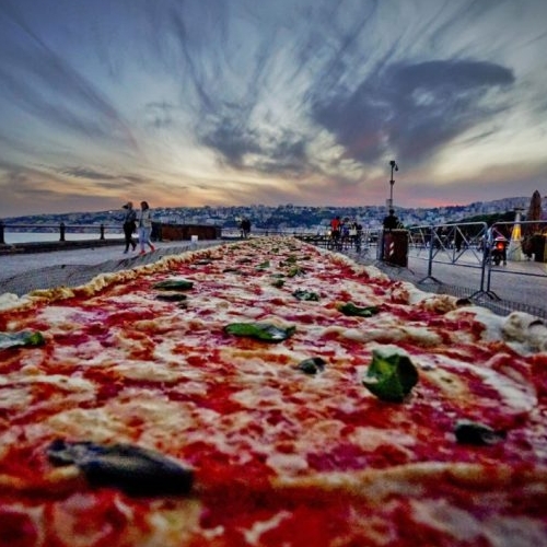 Longest Pizza 2016 © Ciro Fusco