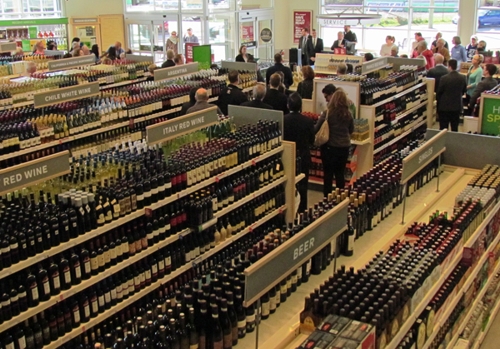 LCBO Store Shelves - © countylive.ca