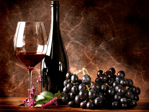 Red Wine Loves You - © corkbuzz.com