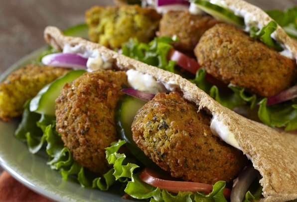 Falafel Plate - © cookdiary.net