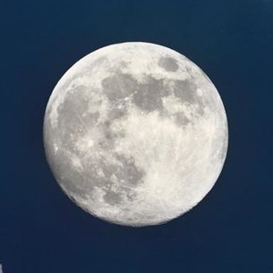 Full Moon - © yoganonymous.com