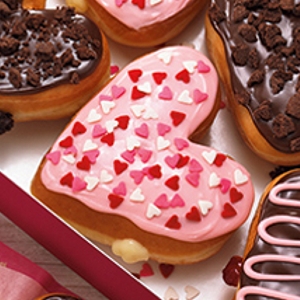 Dunkin Heart Donuts - Detail - © 2017 Foodbeast