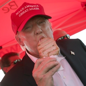 Iowa State Fair Trump Pork Chop - © CNN