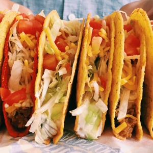 Taco Bell Tacos - Detail - © blogto.com
