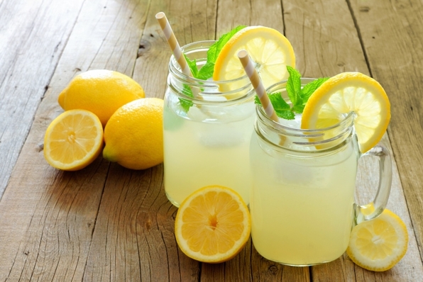 Old Fashioned Lemonade - © recipethis.com