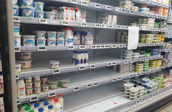 Butter Shelves Empty in France - © Marie Andrée Luherne via Twitter
