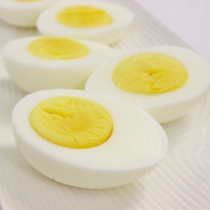 Hard Boiled Eggs - © olgasflavorfactory.com