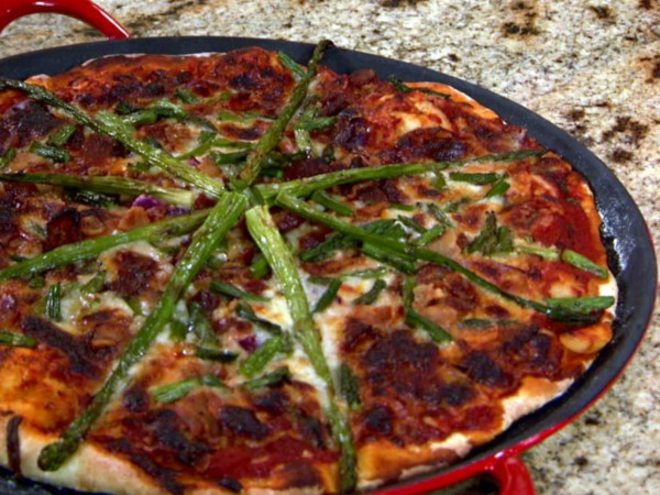 Asparagus Pizza - © The Food Network - © The Food Network