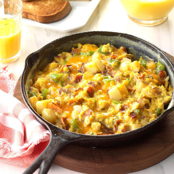 Country Style Scrambled Eggs - © tasteofhome.com