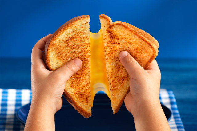 Classic Grilled Cheese - © Kraft Foods