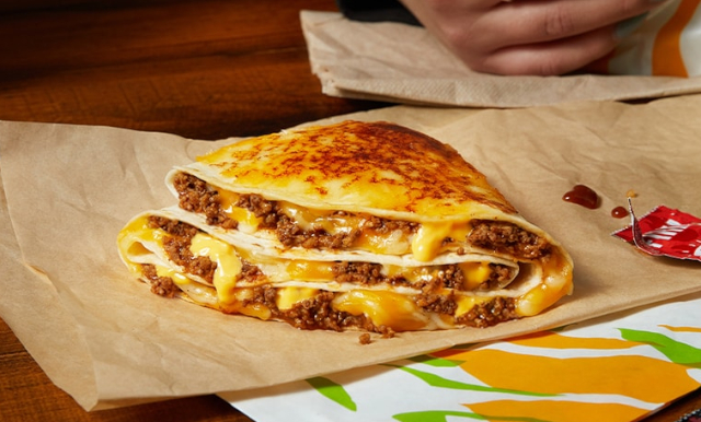 Grilled Cheese Stacker - © 2021 Taco Bell