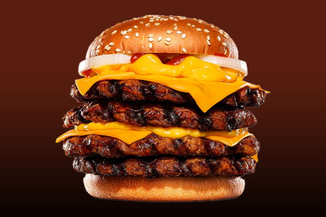 BK Japan Quad Burger - ž 2021 Burger King Japan