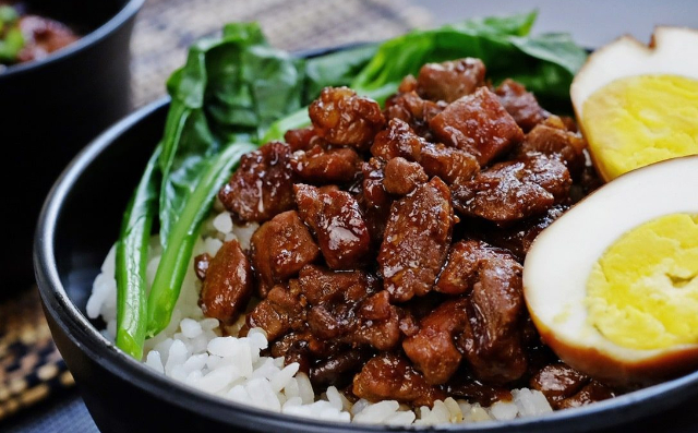 Taiwanese Braised Pork Rice - © bearnakedfood.com