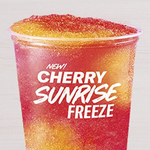 Cherry Sunrise Freeze - © 2022 Taco Bell