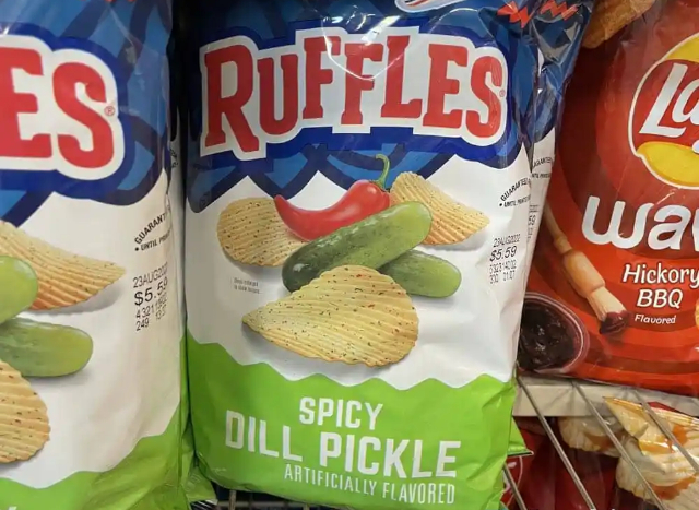 Spicy Dill Pickle - © 2022 Ruffles