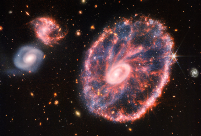 Cartwheel Galaxy - Webb - © 2022 NASA