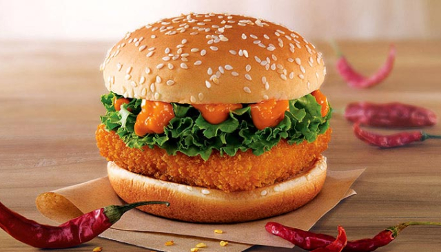 McSpicy Paneer Burger - © McDonald's India
