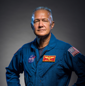 Doug HurLey - © NASA