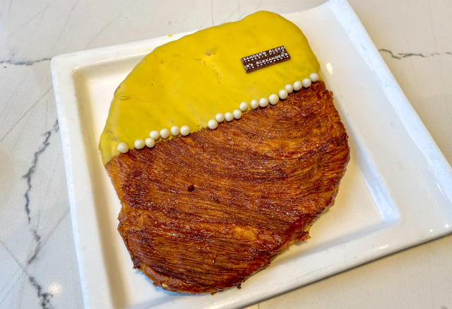 Mango Flat Croissant - © 2024 - Elena Kadvany - SF Chronicle