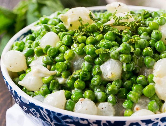Peas & Pearl Onions - 2 - © 2018 - spicysouthernkitchen.com