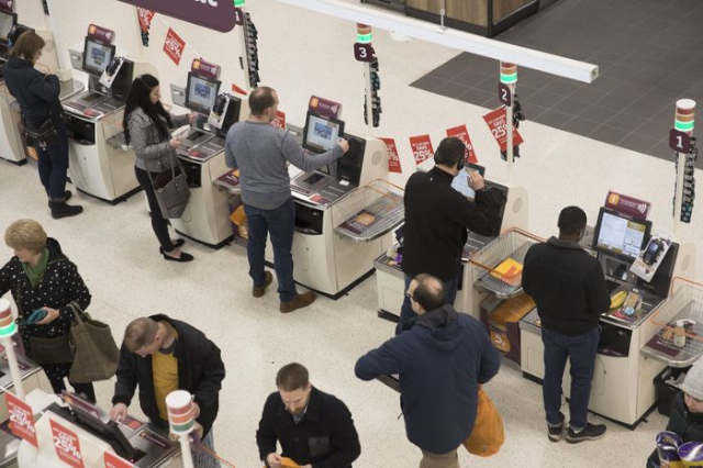 Self-Chekhout Lanes - © 2022 - Bloomberg