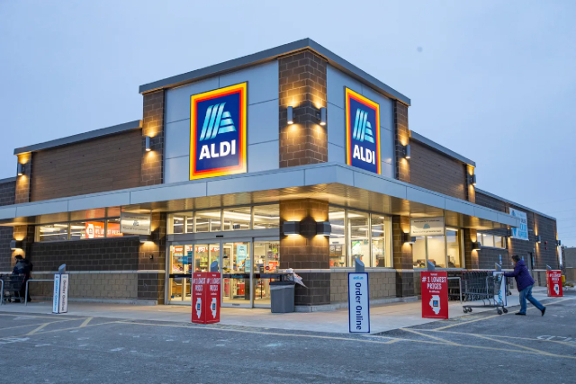 Aldi Store - © 2024 - Chris Nieves - USA Today