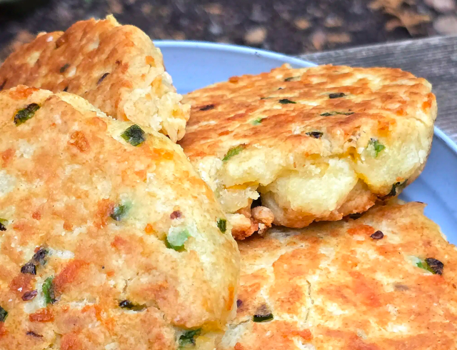 Jalapeño Bannock - lg - © 2024 2nerdsinatruck.com