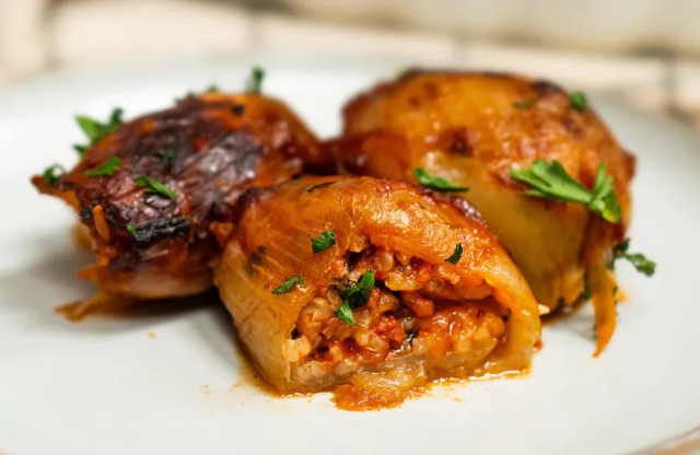 Stuffed Onion - 2024 © pyszności.pl via Daily Wrap