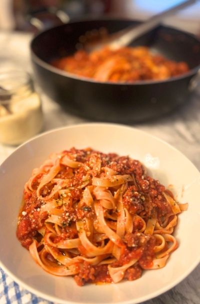 Tagliatelle Bolognese - © 2024 easyhomemaderecipes.ca