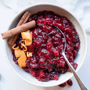 Cranberry Sauce - © 2016 freeyourfork.com