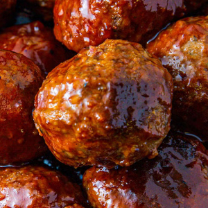 Grape Jelly Meatballs - sm - © 2019 Emily Hlavac Green