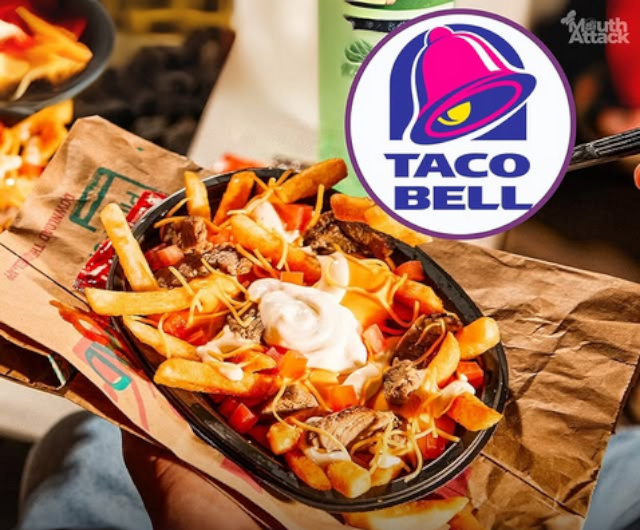 Steak Garlic Nacho Fries - © 2025 Taco Bell
