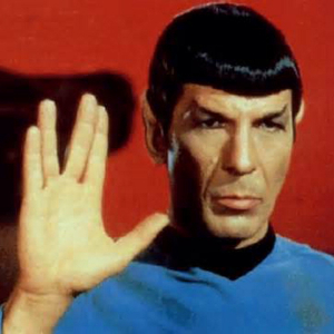 Vulcan Salute - 300 - © 2014 via Wikipedia