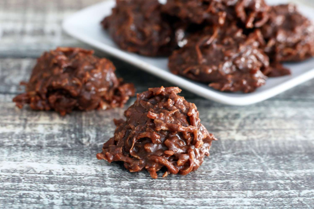 Mom's Chocolate Macaroon Treats - © 2023 Diana Rattray