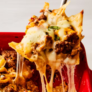 Cheesy Taco Bake - 300 - © 2025 Linda Xiao