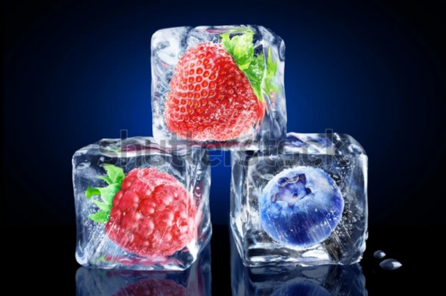 Perfect Ice Cubes - © 2025 Vicushka