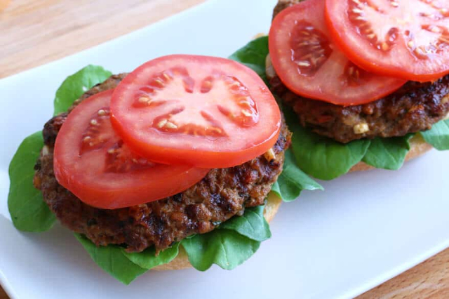 Burger Dbl Tomato - © 2024 Daring Gourmet