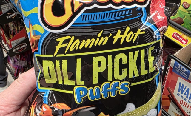 Flamin; Dill Pickle Cheetos - © 2025 Lay's