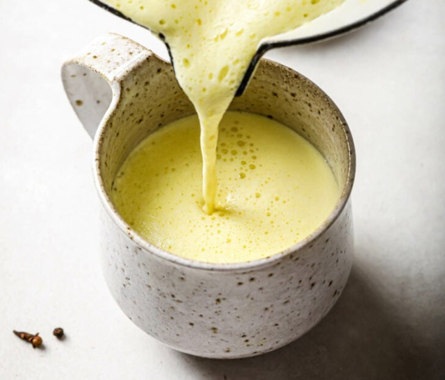 Golden Milk - © 2022 Izzah Cheema