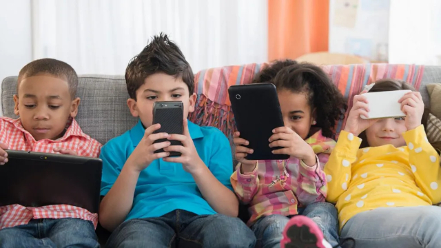 Kids On Social Media - © 2023 BBC Wales