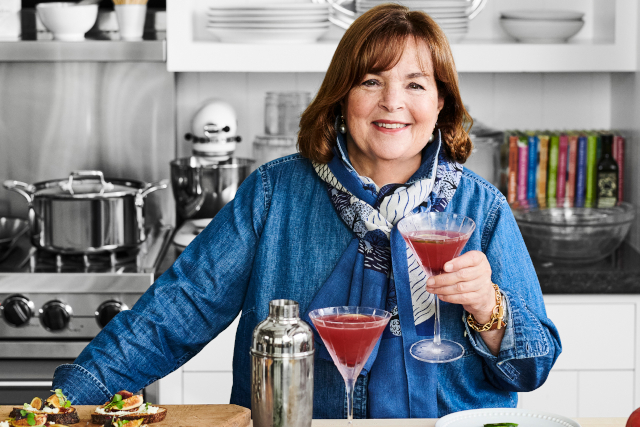 Ina Garten - 640 - © 2022 homepagenews.com