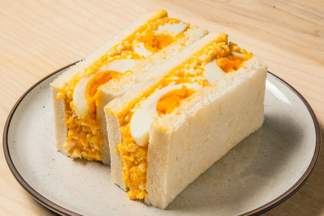 Tamago Sando - 640 - ©2025 Frank Tiu