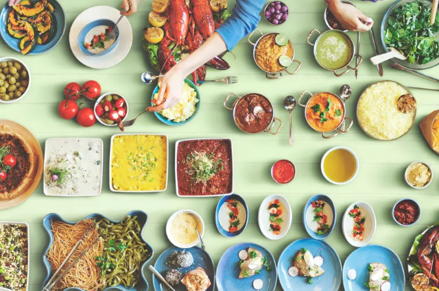 Food Decisions - © 2025 Rawpixel